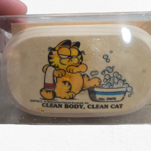 1981 Garfield Soap Clean Body Clean Cat Vintage NIB French Milled Collectible - Picture 2 of 3